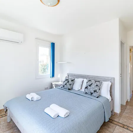 Corallia By Ezoria *