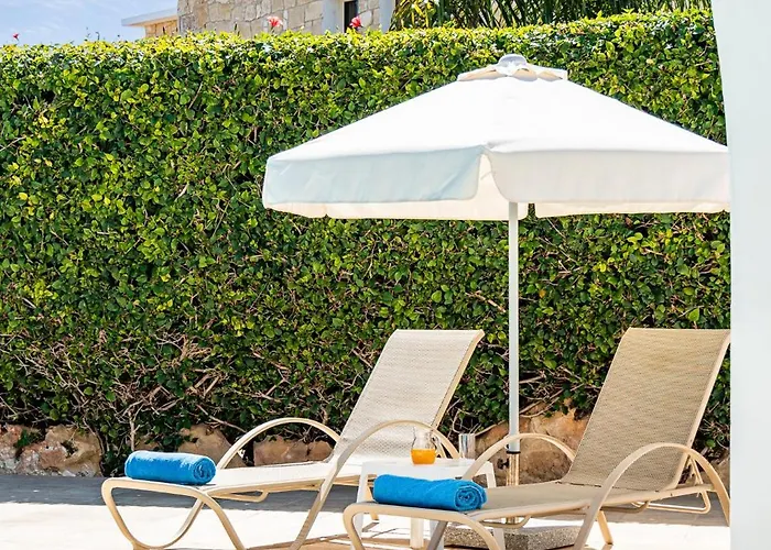 Corallia By Ezoria * Paphos